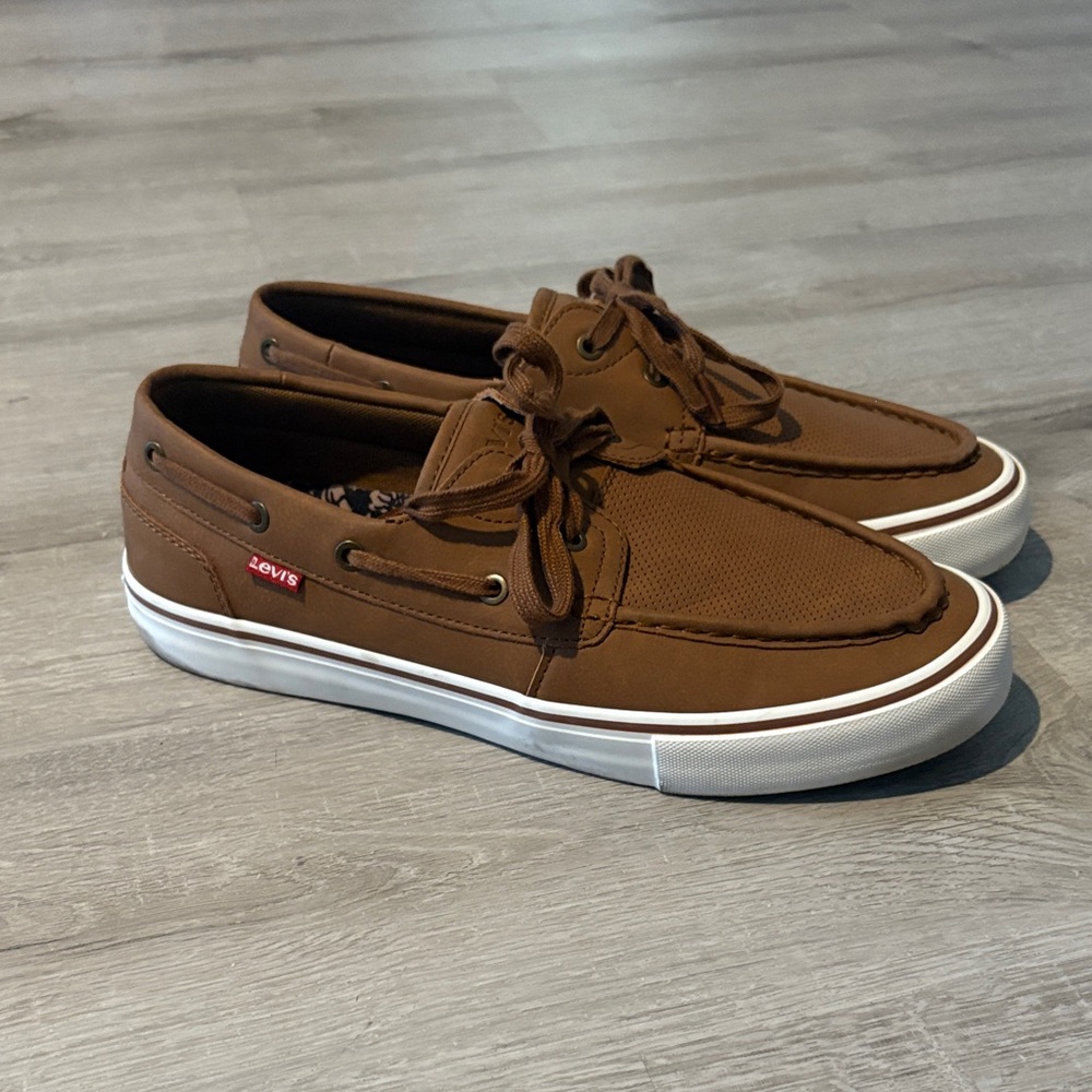Levi's Men's Tan Boat Shoes